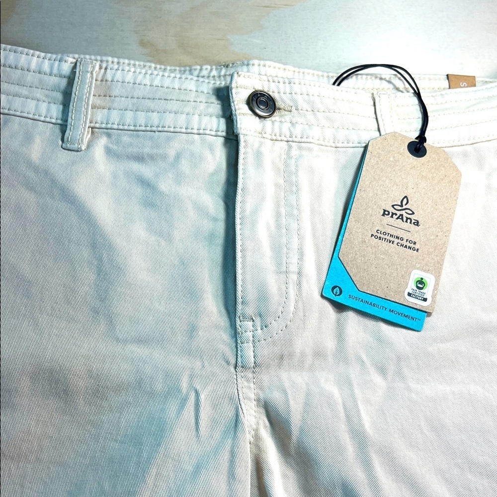 Prana Cream Casual Shorts frayed edging pockets, front and backs 12 NWT